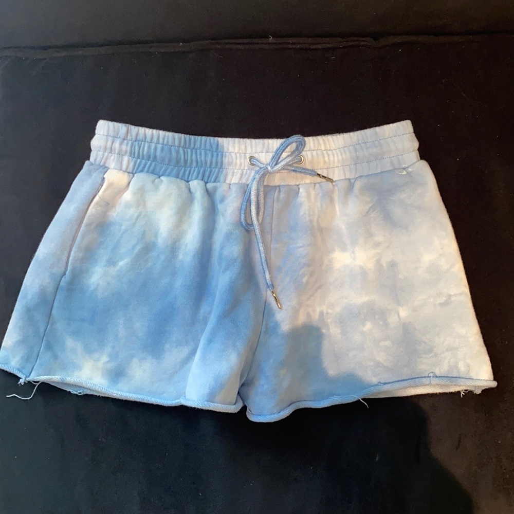 Blue tie-dye comfy shorts